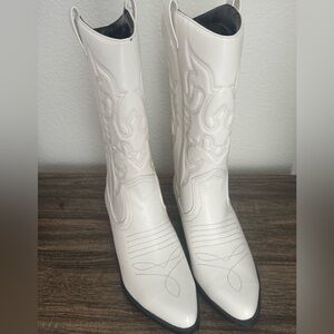 Soda White Western-Inspired Knee Boots